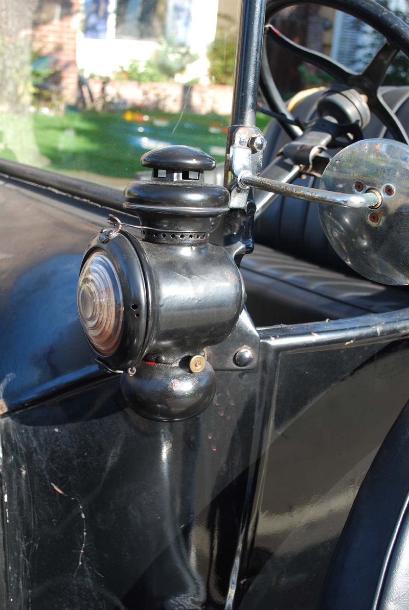 Illustration for article titled 1919 Ford Model T Touring